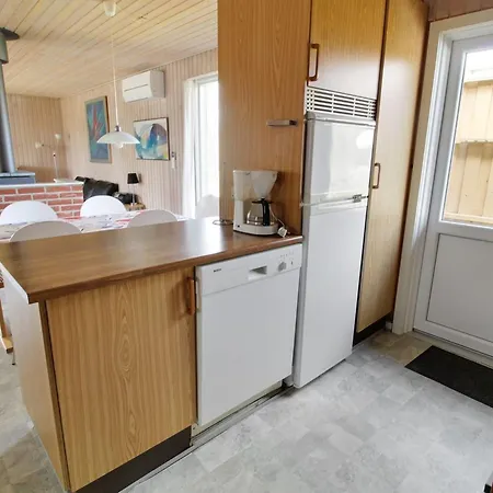 Ferienhaus Svanhild - 1-2km From The Sea By Interhome